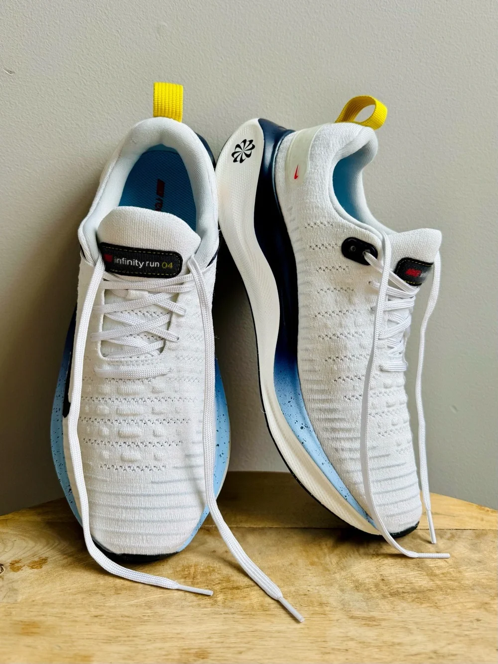 Nike ReactX Infinity Run 4 White Navy Yellow Mens Size 10
